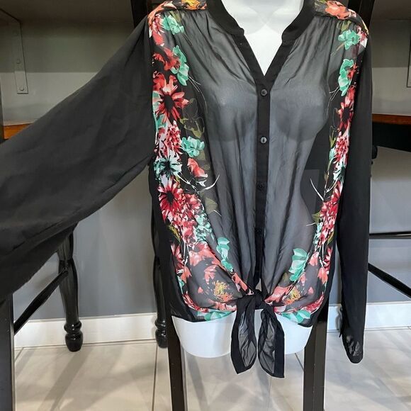 Worthington loose fit sheer floral front tie long sleeve, button front tunic. - Picture 6 of 10